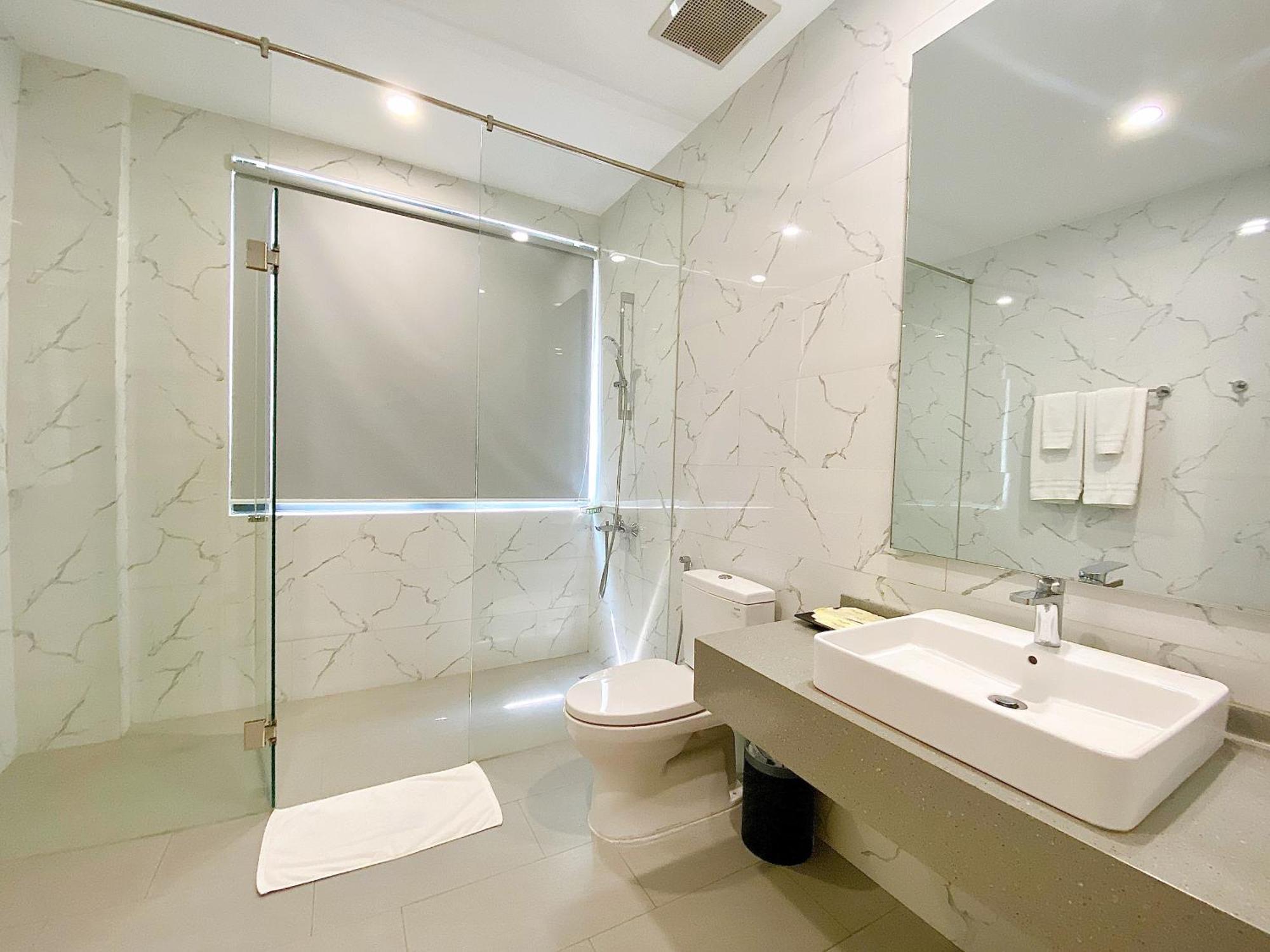 The Luxe Hotel Чау-Док Экстерьер фото