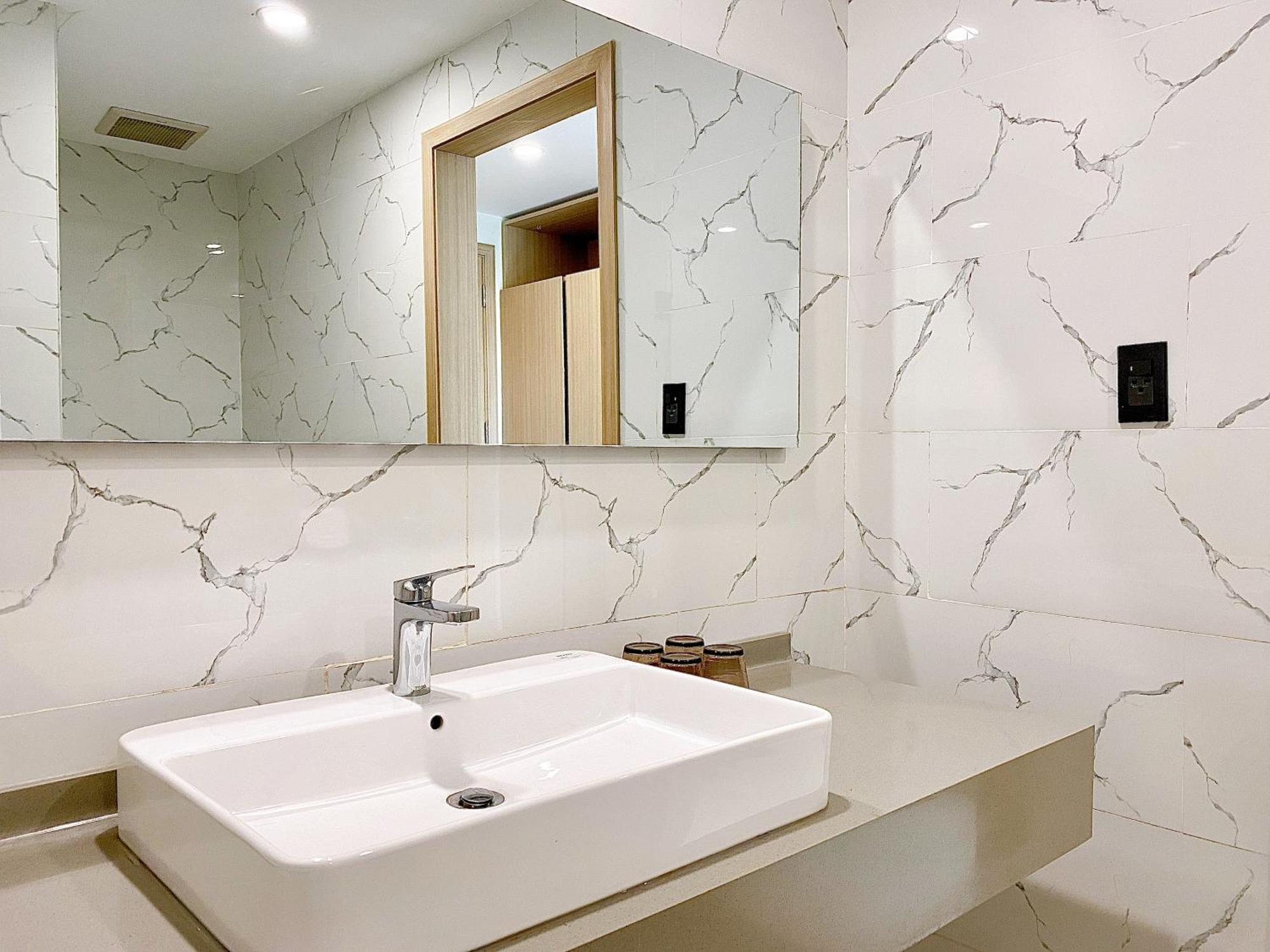 The Luxe Hotel Чау-Док Экстерьер фото