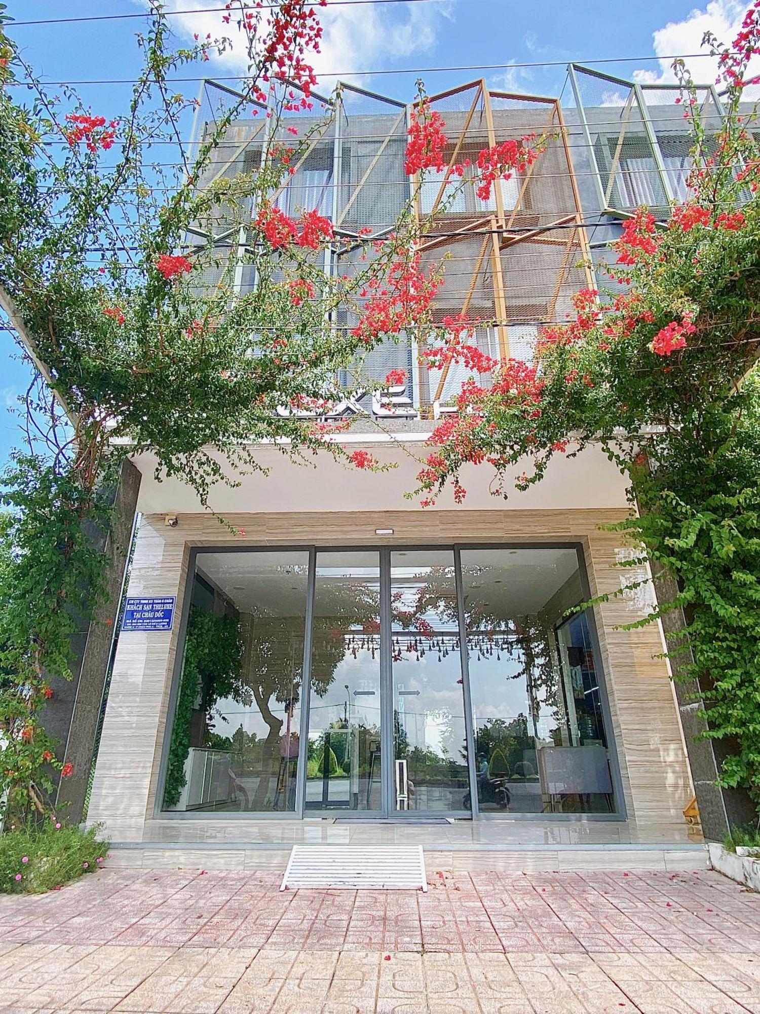 The Luxe Hotel Чау-Док Экстерьер фото